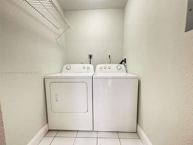 Building Photo - 2842 NW 55th Ave
