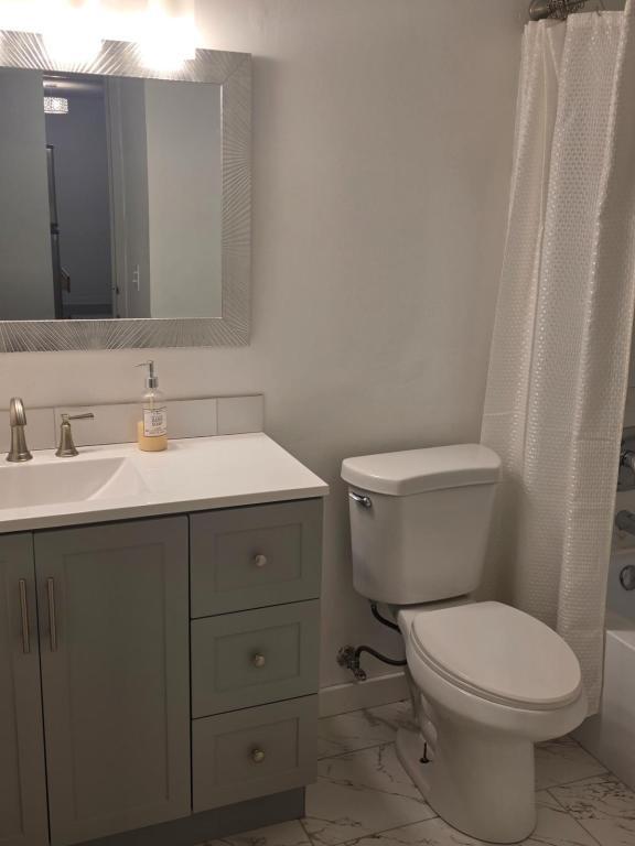 Foto del edificio - 1840 Huntington Blvd