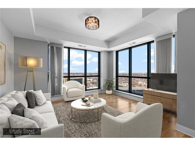 Foto del edificio - 100 3rd Ave S