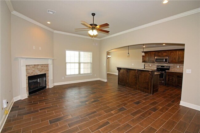 Foto del edificio - 2303 SW Elington St