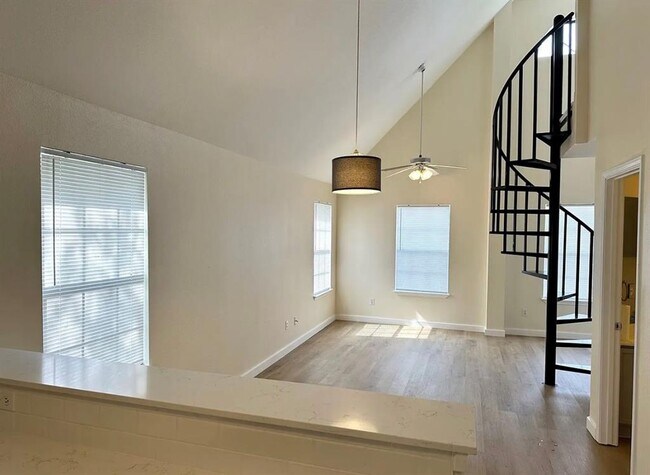 Foto del edificio - 2908 Whisper Oaks Ln