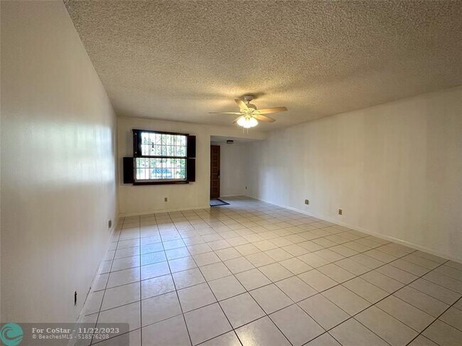 Building Photo - 1317 N 15th Ave