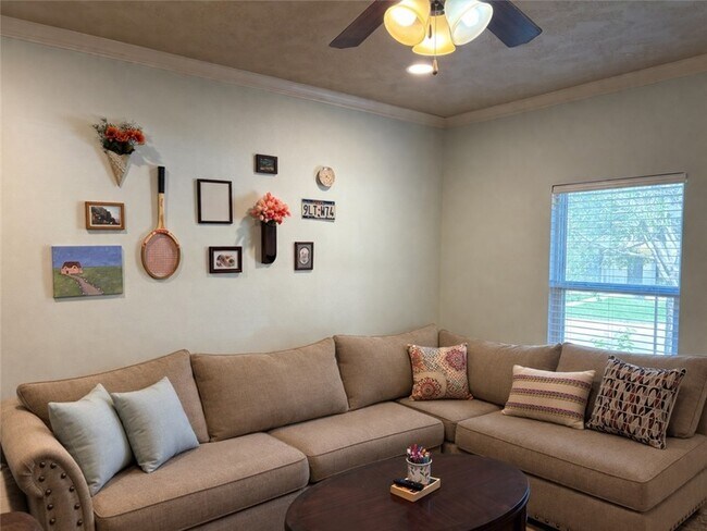 Foto del edificio - 3411 Cullen Trail
