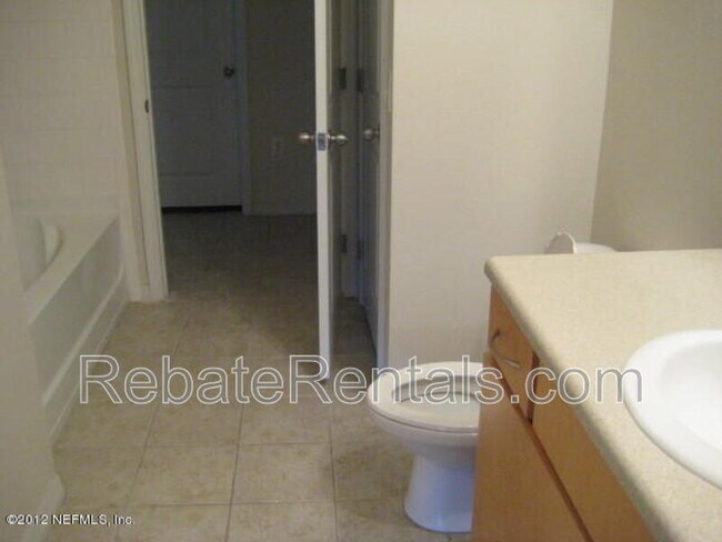 Foto del edificio - 12700 Bartram Park Blvd