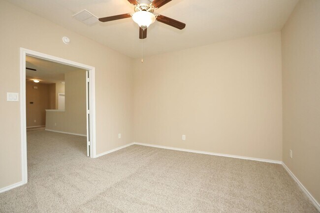 Building Photo - 3606 Carolina Canyon Ct