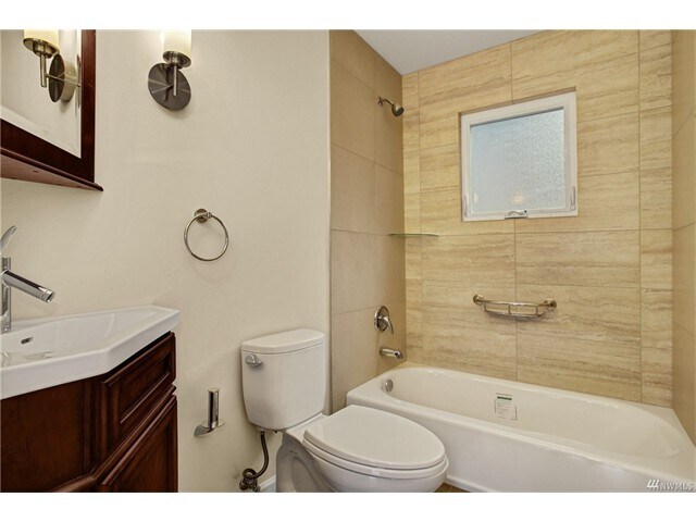 Foto del edificio - 14041 Palatine Ave N