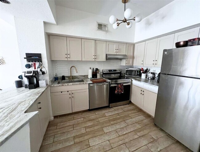 Foto del edificio - 2331 W Horatio St