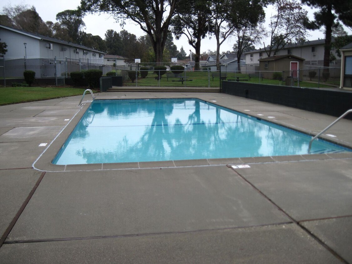 Foto principal - Beautiful Condo in Fairfield