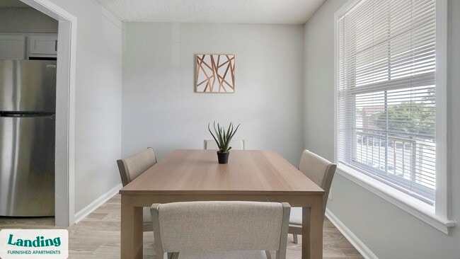 Building Photo - 231 New Shackle Island Rd