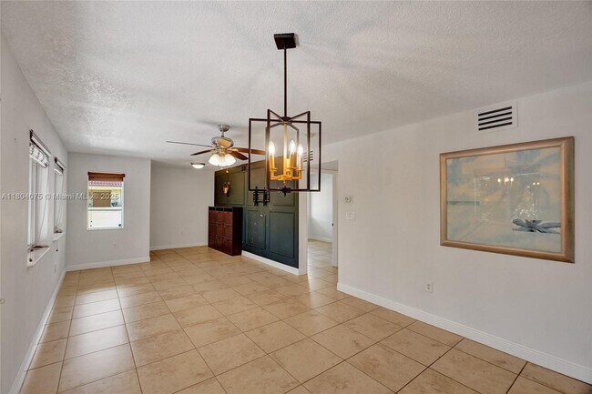 Foto del edificio - 6235 SW 47th Manor