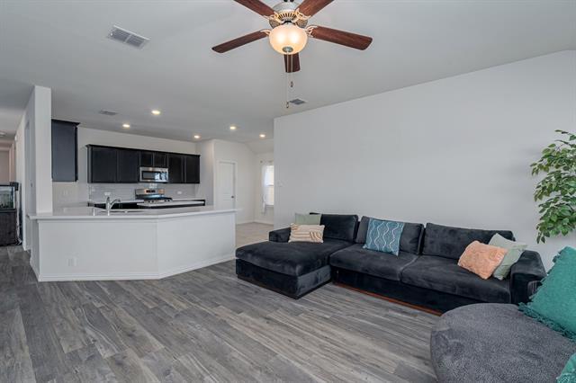 Foto del edificio - 505 Brook View Ct