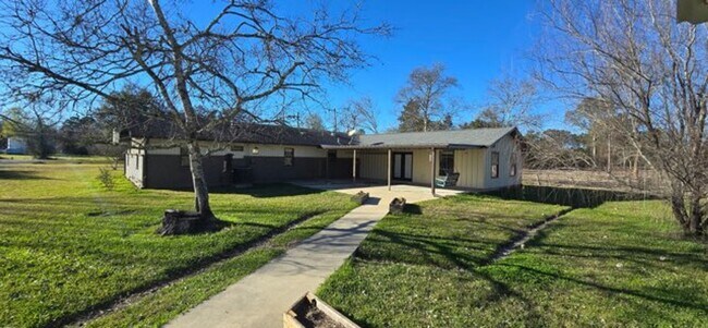 Foto del edificio - 2718 FM 408