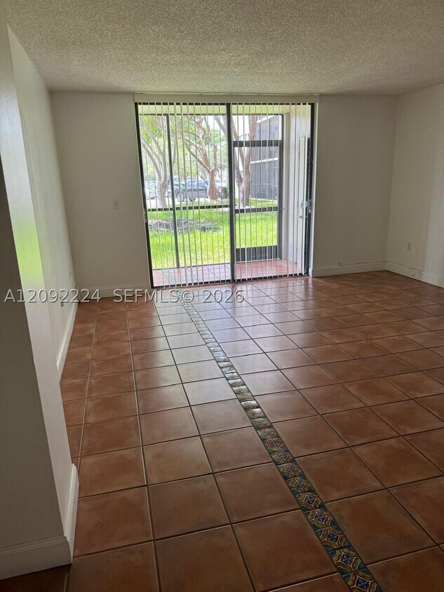 Foto del edificio - 8700 SW 133rd Ave