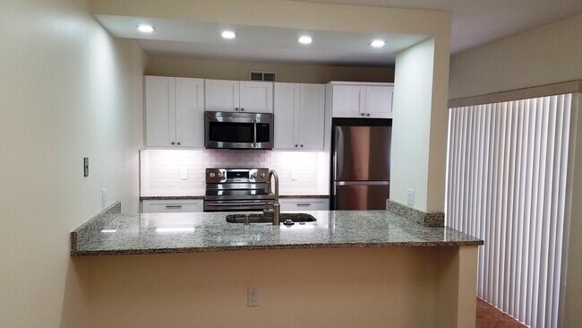 Building Photo - 108 1st Way