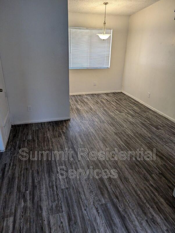 Building Photo - 957 E Alvord Rd