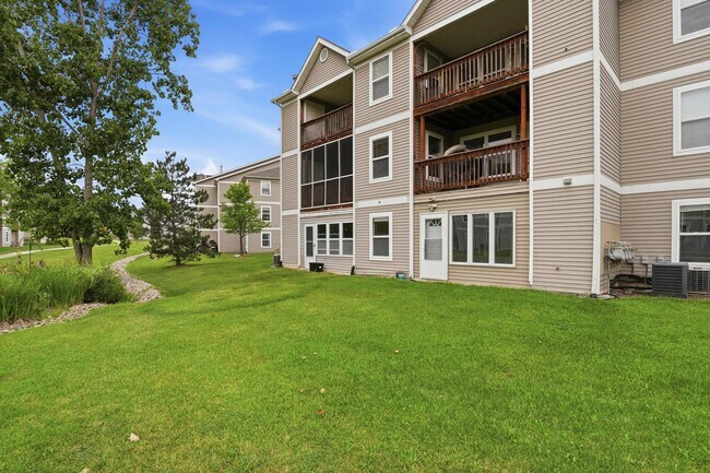 Foto del edificio - 1335 Millbrook Trail