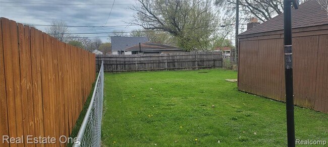 Foto del edificio - 25364 Blair St