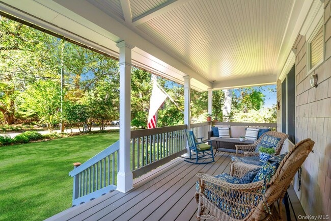 Building Photo - 3600 Rocky Point Rd