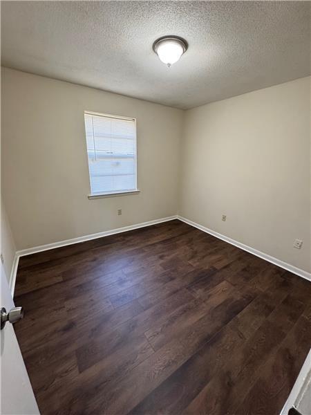 Building Photo - 122 Walz Cir