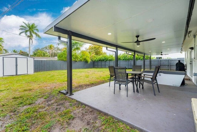 Foto del edificio - 5070 SW 94th Terrace