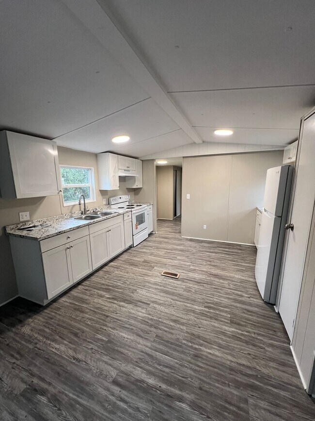 Foto del edificio - Waxhaw 2 bed / 2 bath home FOR RENT