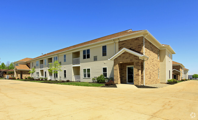 Building Photo - Governer's Port