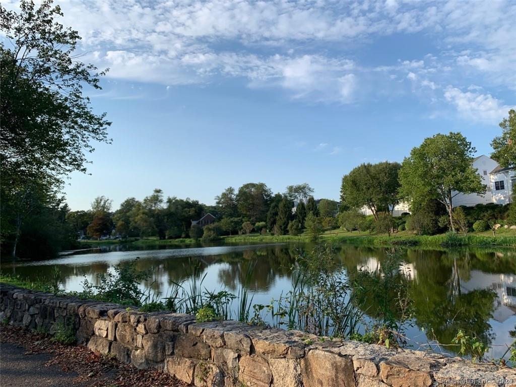 Foto principal - 202 Park St