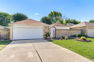 Building Photo - 3927 Summit Valley Dr