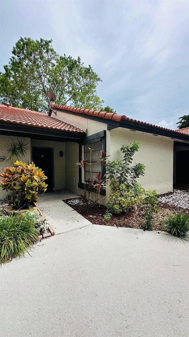 Foto del edificio - 15210 SW 48th Terrace