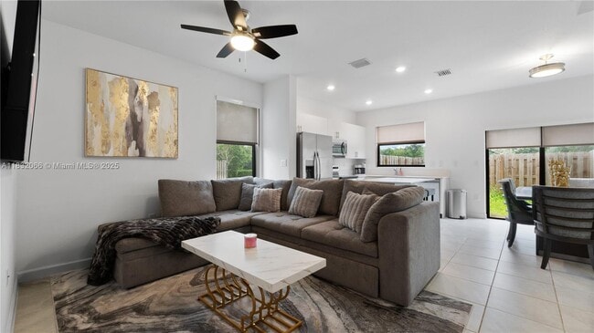 Foto del edificio - 23101 SW 99th Ave