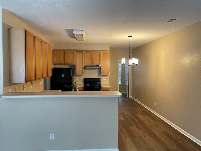 Foto del edificio - 5092 Windsor Forrest Ln