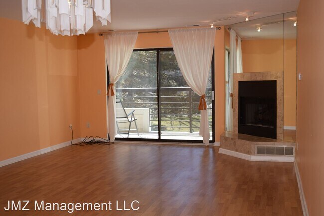 Foto del edificio - 2 br, 2 bath House - 30450 Orchard Lake Un...