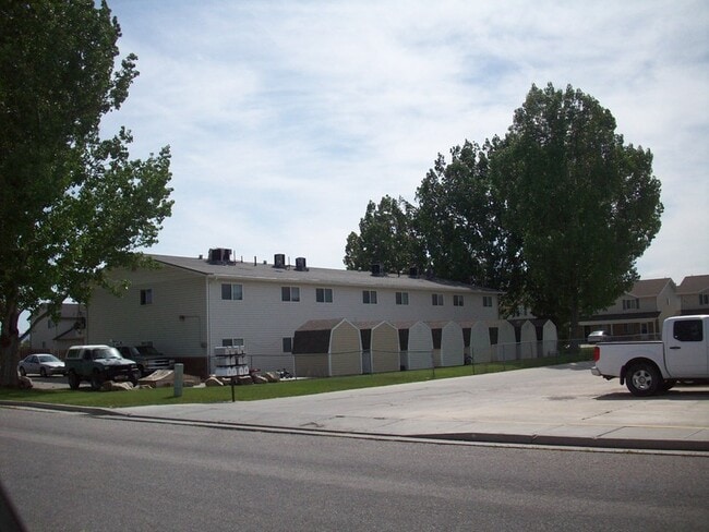 Building Photo - 355 N 400 W