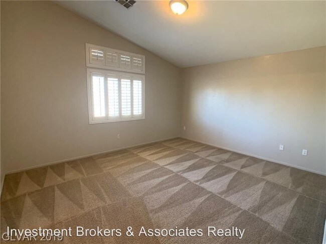 Building Photo - 1058 Las Palmas Entrada Ave
