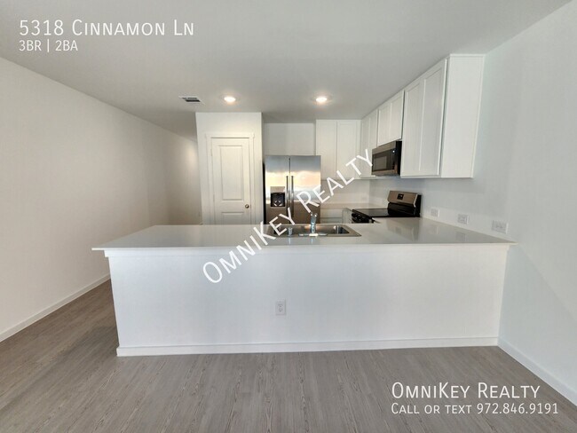 Foto del edificio - 5318 Cinnamon Ln