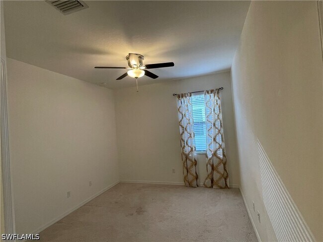 Foto del edificio - 9353 Glenforest Dr
