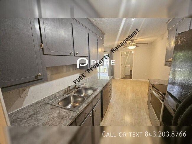 Foto del edificio - 4331 Briarstone Ct