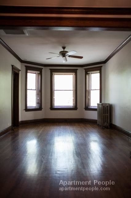Building Photo - 4220 N Winchester Ave