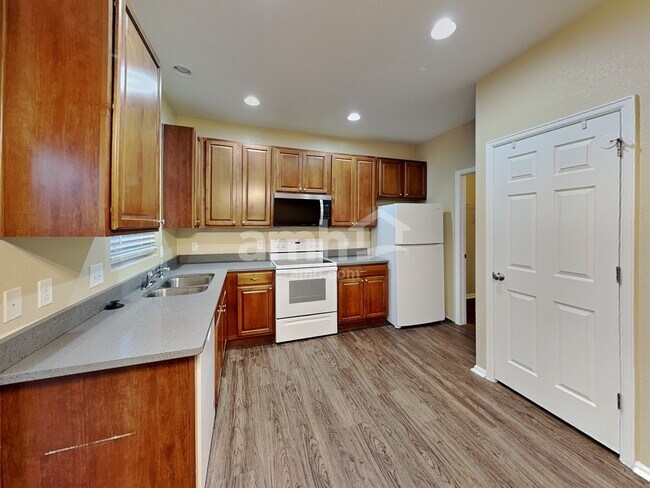 Foto del edificio - 209 Homestead Way