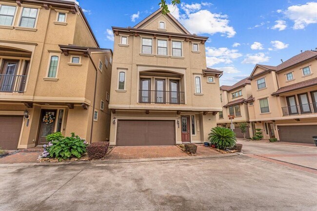 Foto del edificio - 5502 Lunia Ln