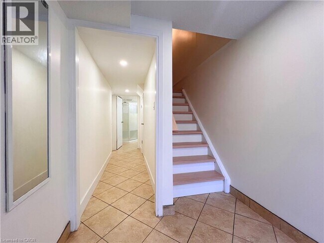 Building Photo - 223 Pioneer Dr