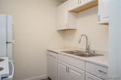Foto del edificio - 4901 Garrison St