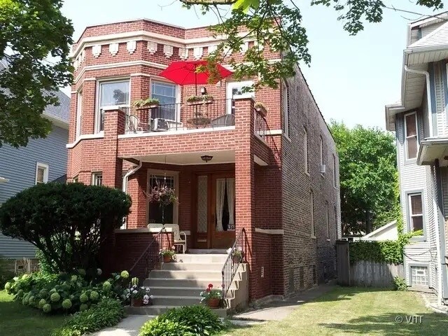 Primary Photo - 4030 N LeClaire Ave