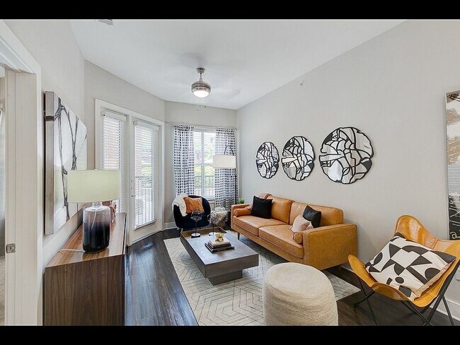 Building Photo - 2929 Wycliff Ave