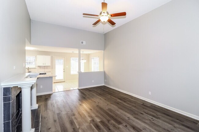 Building Photo - 1012 Spanish Trail Ln