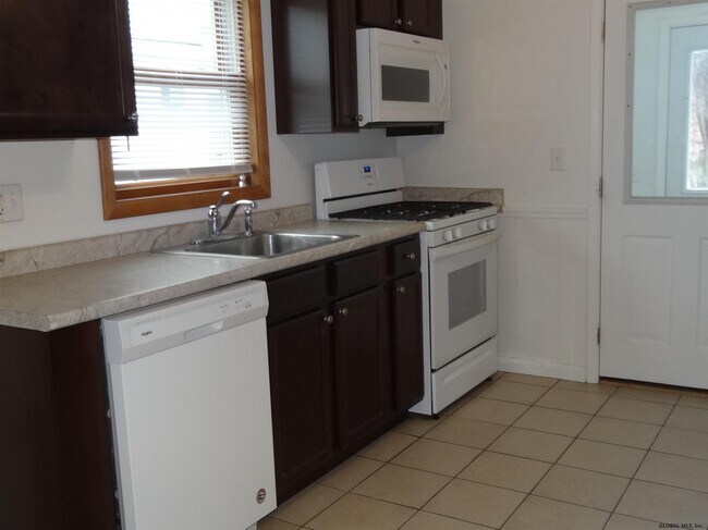 Foto del edificio - 1172 Curry Rd