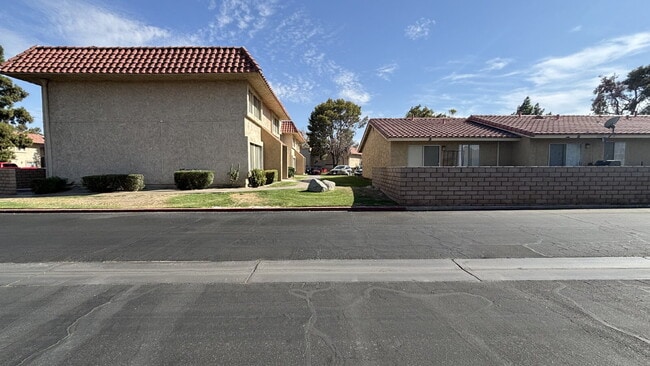 Building Photo - 2-Story, 2-Bedroom Condo For Rent in Indo ...