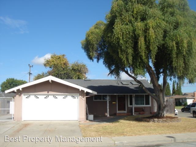 Foto principal - 3 br, 1.5 bath House - 5696 Coral Court