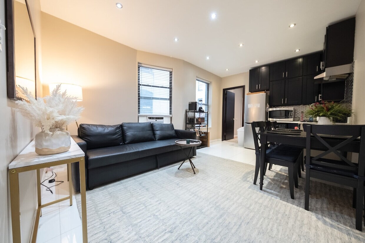 Foto principal - 5 W 101st St