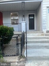 Building Photo - 5227 Addison St